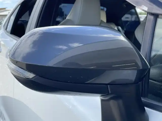 トヨタ カローラ ハイブリット ダブルバイビー 青森県 2020(令2)年 4.5万km ホワイトパールクリスタルシャイン ４WD/純正ディスプレイオーディオ/フルセグ/BT/ETC/ドライブレコーダー/ハンズフリー/ヘッドアップディスプレイ/クルーズコントロール/ブラインドスポットモニター/バックカメラ/ステアリングリモコン/トヨタセーフティセンス