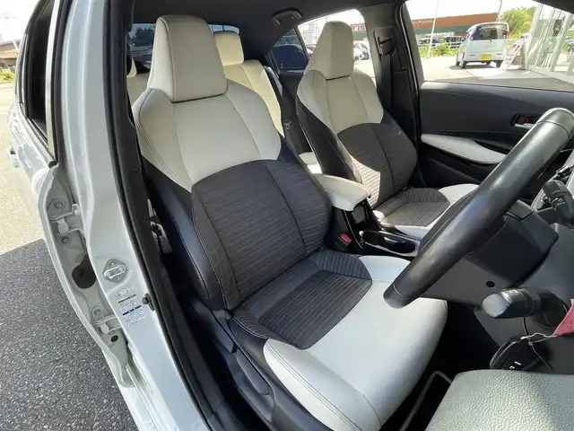 トヨタ カローラ ハイブリット ダブルバイビー 青森県 2020(令2)年 4.5万km ホワイトパールクリスタルシャイン ４WD/純正ディスプレイオーディオ/フルセグ/BT/ETC/ドライブレコーダー/ハンズフリー/ヘッドアップディスプレイ/クルーズコントロール/ブラインドスポットモニター/バックカメラ/ステアリングリモコン/トヨタセーフティセンス