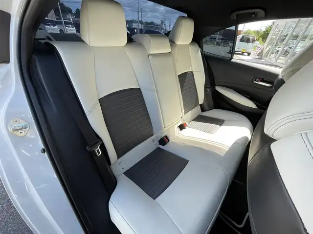 トヨタ カローラ ハイブリット ダブルバイビー 青森県 2020(令2)年 4.5万km ホワイトパールクリスタルシャイン ４WD/純正ディスプレイオーディオ/フルセグ/BT/ETC/ドライブレコーダー/ハンズフリー/ヘッドアップディスプレイ/クルーズコントロール/ブラインドスポットモニター/バックカメラ/ステアリングリモコン/トヨタセーフティセンス