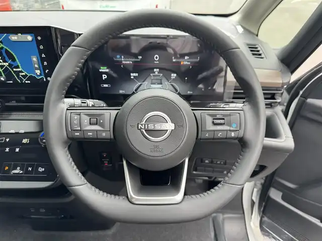 日産 セレナ e－パワー ハイウェイスター V 滋賀県 2025(令7)年 0.1千km プリズムホワイト 登録済未使用車/純正12.3インチナビ/Bluetooth/USB/HDMI/フルセグTV/フロント/サイド/バック/全方位カメラ/追従クルーズコントロール/両側パワースライドドア/ハーフレザーシート/デジタルインナーミラー/ワイヤレス充電/前後ドライブレコーダー/ETC2.0/LEDヘッドライト/オートハイビーム/オートライト/スマートキー