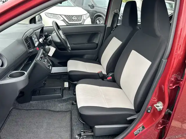 ダイハツ ミラ イース L SAⅢ 千葉県 2022(令4)年 0.6万km ファイアークォーツレッドM ケンウッドナビ　ドラレコ　ＥＴＣ　ＴＶ　ＢＴ　ＤＶＤ　スマートアシスト　オートマチックハイビーム　横滑り防止　キーレス バックセンサー アイドリングストップ　フロアマット