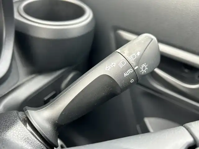 ダイハツ ミラ イース L SAⅢ 千葉県 2022(令4)年 0.6万km ファイアークォーツレッドM ケンウッドナビ　ドラレコ　ＥＴＣ　ＴＶ　ＢＴ　ＤＶＤ　スマートアシスト　オートマチックハイビーム　横滑り防止　キーレス バックセンサー アイドリングストップ　フロアマット