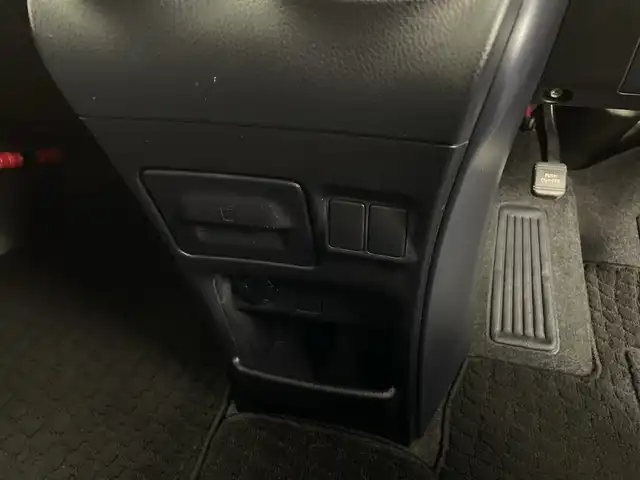 トヨタ ヴォクシー ZS 鹿児島県 2014(平26)年 6.2万km ボルドーマイカメタリック TRDエアロ/社外9インチSDナビ/（FM/AM/DVD/CD/フルセグテレビ/Bluetooth）/アルパイン製10.2インチフリップダウンモニター/ドライブレコーダー/両側パワースライドドア/純正16インチアルミホイール/バックカメラ/革巻きステアリング/アイドリングストップ/ステアリングスイッチ/LEDヘッドライト/オートライト/フォグランプ/純正フロアマット/ウィンカーミラー/ドアバイザー/プッシュスタート/スマートキー/ETC