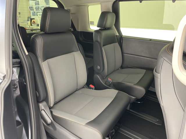 ホンダ フリード ハイブリット e:HEV クロスター 愛知県 2025(令7)年 0.1千km グレー 登録済未使用車/純正9型ディスプレイオーディオナビ/バックカメラ/両側パワースライドドア/シートヒーター/レーダークルーズコントロール/コーナーセンサー/純正アルミホイール/ルーフレール/LEDヘッドライト/衝突軽減システム/フルセグ/Bluetooth/ステアリングスイッチ/スマートキー/プッシュスタート