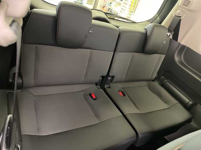 ホンダ フリード ハイブリット e:HEV クロスター 愛知県 2025(令7)年 0.1千km グレー 登録済未使用車/純正9型ディスプレイオーディオナビ/バックカメラ/両側パワースライドドア/シートヒーター/レーダークルーズコントロール/コーナーセンサー/純正アルミホイール/ルーフレール/LEDヘッドライト/衝突軽減システム/フルセグ/Bluetooth/ステアリングスイッチ/スマートキー/プッシュスタート