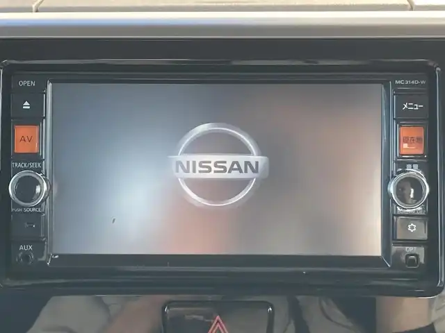 日産 デイズ ルークス HWS X Vセレ +SeftyⅡ 静岡県 2014(平26)年 1.4万km アゼリアピンク 純正SDナビ(MC314D-W)/　AM FM CD DVD Bluetooth SD USB/フルセグTV/ETC/HIDヘッドランプ/片側パワースライドドア/スマートキー＆プッシュスタート/リアロールサンシェード/純正14インチアルミホイール/純正フロアマット/アイドリングストップ/ワンオーナー/エマージェンシーブレーキ/アラウンドビューモニター