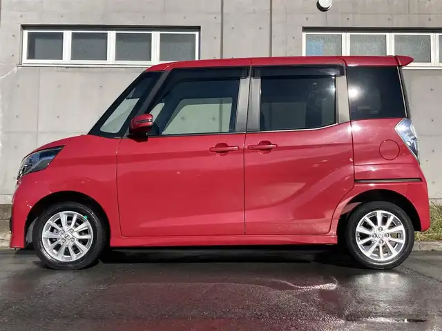 日産 デイズ ルークス HWS X Vセレ +SeftyⅡ 静岡県 2014(平26)年 1.4万km アゼリアピンク 純正SDナビ(MC314D-W)/　AM FM CD DVD Bluetooth SD USB/フルセグTV/ETC/HIDヘッドランプ/片側パワースライドドア/スマートキー＆プッシュスタート/リアロールサンシェード/純正14インチアルミホイール/純正フロアマット/アイドリングストップ/ワンオーナー/エマージェンシーブレーキ/アラウンドビューモニター