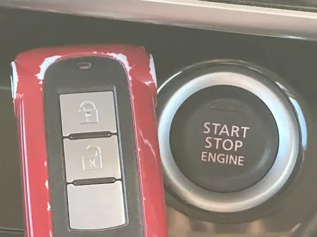 日産 デイズ ルークス HWS X Vセレ +SeftyⅡ 静岡県 2014(平26)年 1.4万km アゼリアピンク 純正SDナビ(MC314D-W)/　AM FM CD DVD Bluetooth SD USB/フルセグTV/ETC/HIDヘッドランプ/片側パワースライドドア/スマートキー＆プッシュスタート/リアロールサンシェード/純正14インチアルミホイール/純正フロアマット/アイドリングストップ/ワンオーナー/エマージェンシーブレーキ/アラウンドビューモニター