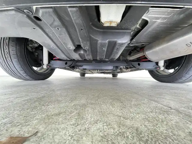 ホンダ フリード ハイブリット モデューロX ホンダセンシング 千葉県 2019(令1)年 7.3万km ホワイトオーキッドパール 禁煙車/ホンダセンシング/・衝突軽減ブレーキ〈CMBS〉/・誤発進抑制機能/・ACC〈アダプティブ・クルーズ・コントロール〉/・LKAS〈車線維持支援システム〉/・歩行者事故低減ステアリング/・路外逸脱抑制機能/・先行車発進お知らせ機能/・標識認識機能/純正9インチメモリナビ/　CD/DVD/BT/フルセグTV/両側パワースライドドア/バックカメラ/ETC/スマートキー&プッシュスタート/電動格納ミラー/革巻きステアリング/ステアリングスイッチ/社外17インチアルミホイール