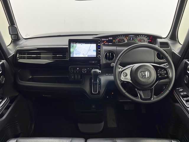 ホンダ Ｎ ＢＯＸ L ターボ 茨城県 2021(令3)年 5.7万km クリスタルブラックパール 純正８型ナビ　バックモニター　フルセグＴＶ　衝突軽減ブレーキ　両側電動スライドドア　ＬＥＤライト　シートヒーター　コーナーセンサー　ビルトインＥＴＣ　横滑り防止装置　スマートキー　純正アルミホイール