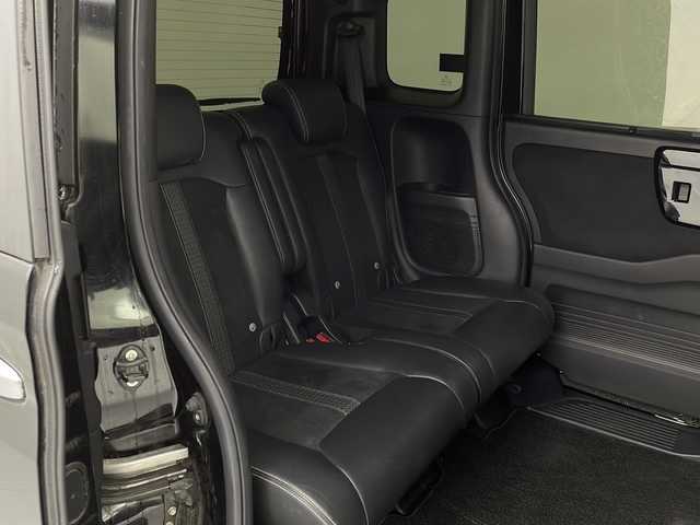 ホンダ Ｎ ＢＯＸ L ターボ 茨城県 2021(令3)年 5.7万km クリスタルブラックパール 純正８型ナビ　バックモニター　フルセグＴＶ　衝突軽減ブレーキ　両側電動スライドドア　ＬＥＤライト　シートヒーター　コーナーセンサー　ビルトインＥＴＣ　横滑り防止装置　スマートキー　純正アルミホイール