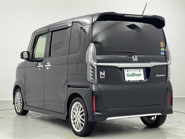 ホンダ Ｎ ＢＯＸ L ターボ 茨城県 2021(令3)年 5.7万km クリスタルブラックパール 純正８型ナビ　バックモニター　フルセグＴＶ　衝突軽減ブレーキ　両側電動スライドドア　ＬＥＤライト　シートヒーター　コーナーセンサー　ビルトインＥＴＣ　横滑り防止装置　スマートキー　純正アルミホイール