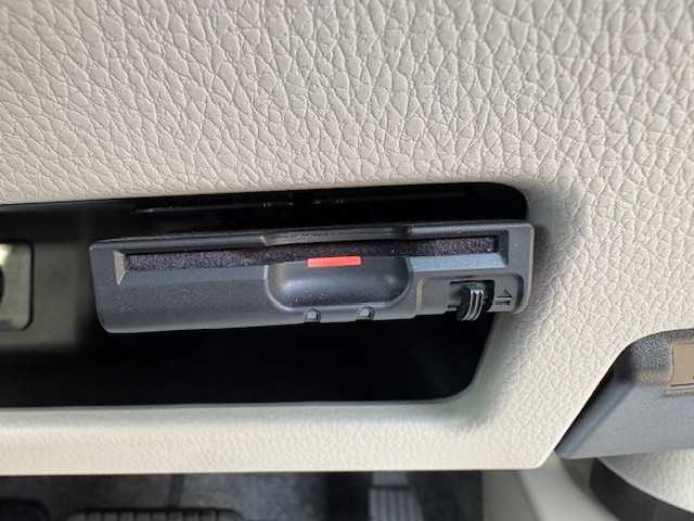 日産 デイズ ルークス X 大阪府 2019(平31)年 1.9万km スターリングシルバーM 純正ナビ/アラウンドビューモニター/フルセグ/片側パワースライドドア/エマージェンシーブレーキ/ソナー/ドライブレコーダー/ETC/プッシュスタート/スマートキー×2