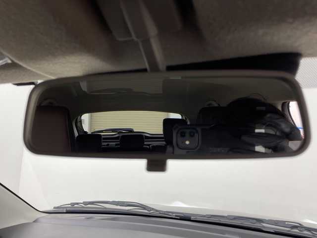 スズキ フロンクス 道央・札幌 2024(令6)年 1万km 茶Ⅱ ・4WD/・純正ディスプレイ9インチ/・フルセグ/BT/USB/・全方位カメラ/・ハーフレザーシート/・コーナーセンサー/・シートヒーター/・スズキセーフティサポート/・アダプティブクルーズコントロール/・LEDオートライト/・ハイビームアシスト/・ダウンヒルアシストコントロール/・グリップコントロール/・スマートキー×2/・純正フロアマット/・純正ドアバイザー/・横滑り防止装置