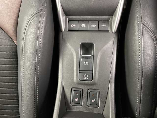 スズキ フロンクス 道央・札幌 2024(令6)年 1万km 茶Ⅱ ・4WD/・純正ディスプレイ9インチ/・フルセグ/BT/USB/・全方位カメラ/・ハーフレザーシート/・コーナーセンサー/・シートヒーター/・スズキセーフティサポート/・アダプティブクルーズコントロール/・LEDオートライト/・ハイビームアシスト/・ダウンヒルアシストコントロール/・グリップコントロール/・スマートキー×2/・純正フロアマット/・純正ドアバイザー/・横滑り防止装置