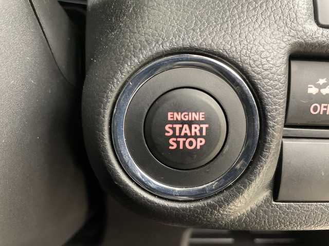 スズキ フロンクス 道央・札幌 2024(令6)年 1万km 茶Ⅱ ・4WD/・純正ディスプレイ9インチ/・フルセグ/BT/USB/・全方位カメラ/・ハーフレザーシート/・コーナーセンサー/・シートヒーター/・スズキセーフティサポート/・アダプティブクルーズコントロール/・LEDオートライト/・ハイビームアシスト/・ダウンヒルアシストコントロール/・グリップコントロール/・スマートキー×2/・純正フロアマット/・純正ドアバイザー/・横滑り防止装置