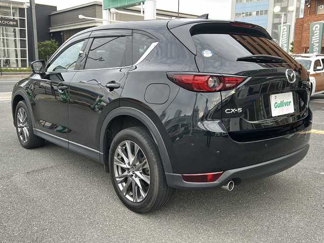 マツダ ＣＸ－５ XD エクスクルーシブモード 大阪府 2020(令2)年 5万km ジェットブラックマイカ スマートブレーキサポート/スマートシティブレーキサポート/AT誤発進抑制機能/レーダークルーズコントロール/車線逸脱警告/ブラインドスポットアシスト/リアクロストラフィックアラート/ドライバーアラート/全方位カメラ/レーンキープアシスト/純正ナビ/フルセグTV/純正アルミホイール/LEDヘッドライト/ETC/スマートキー/プッシュスタート/ヘッドアップディスプレイ/シートヒーター/シートベンチレーション/ステアリングヒーター/パワーバックドア/パーキングセンサー/BOSEサウンドシステム/茶革シートプッシュスタート