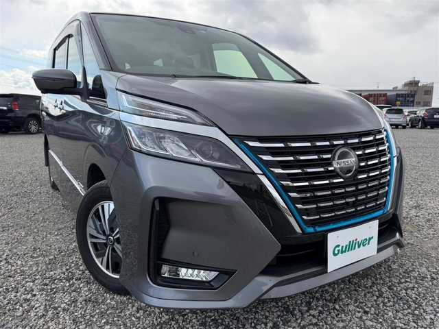 日産 セレナ e－パワー ハイウェイスター V 愛知県 2020(令2)年 4.6万km ダークメタルグレー 〇ワンオーナー/○純正10インチナビ/○フルセグTV/○バックカメラ/〇アラウンドビューモニター/〇パワースライドドア（両側）/○ビルトインETC/○ドライブレコーダー/〇全方位運転支援システム/〇インテリジェントエマージェンシーブレーキ/〇クルーズコントロール/○純正15インチアルミホイール/○LEDヘッドランプ/○オートライト/○フォグランプ/○革巻きステアリングホイール/○インテリジェントキー/〇禁煙車