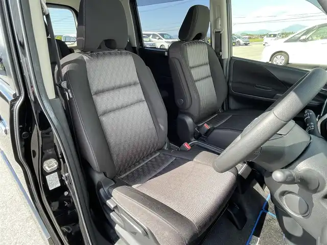 日産 セレナ e－パワー ハイウェイスター V 滋賀県 2020(令2)年 5.8万km ダイヤモンドブラック 純正SDナビ/・フルセグTV/・DVD/・Blu-ray/・CD/純正後席モニター/純正ドラレコ/純正ETC2.0/全方位カメラ/ハンズフリー両側パワースライドドア/LEDヘッドライト/オートライト/オートハイビーム/クルーズコントロール/前後コーナーセンサー/レーンキープアシスト/衝突被害軽減システム/社外アルミホイール/スマートキー