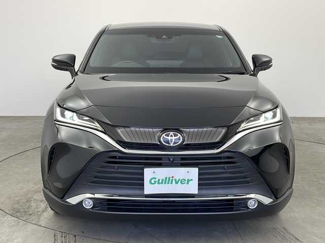 トヨタ ハリアー Z レザーパッケージ 兵庫県 2020(令2)年 3万km プレシャスブラックパール ・12.3インチT-Connectナビ/TV/BT/USB/Miracast/・JBLサウンドシステム/・パノラミックビューモニター/・デジタルインナーミラー/・Toyota Safety Sense/・プリクラッシュセーフティ/・レーントレーシングアシスト/・レーダークルーズコントロール/・アダプティブハイビームアシスト/・ロードサインアシスト/・クリアランスソナー/・ヘッドアップディスプレイ/・オートマチックハイビーム/・レザーシート/・運転席メモリ機能付き前席パワーシート/・前席シートヒーター/・前席エアシート/・ステアリングヒーター/・パワーバックドア/・社外２１インチアルミホイール/・LEDライト/・スマートキー/・ローダウン/・ドアミラーヒーター