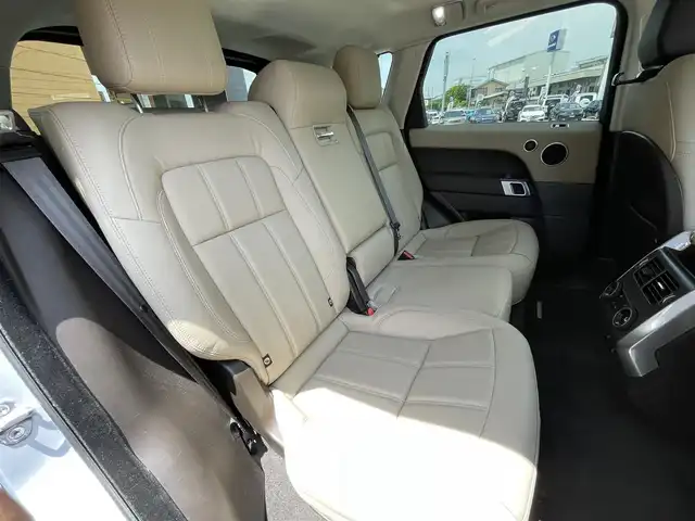 ランドローバー レンジローバースポーツ 50th コレクション 栃木県 2021(令3)年 2.4万km シルバー 60台限定車(20台ハクバシルバー)/ドライブプロパック/ブラックエクステリアパック/ナビ/サラウンドカメラ/フルセグTV/ETC/21インチブラックアルミ/ACC/AEB/ブラインドスポット /パワーテールゲート/ドライブレコーダー/ステアリングヒーター/シートヒーター /ベージュレザーシート/LEDヘッドライト/オートライト/クロストラフィックアラート
