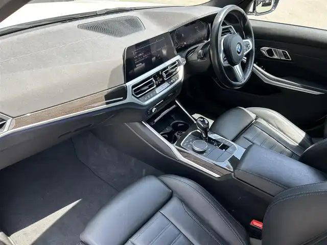 ＢＭＷ ３２０ｄ xDrive Mスポーツ 道東・釧路十勝 2019(令1)年 4.4万km ミネラルホワイト コンフォートパッケージ/　・オートマチックトランク/　・タイプC対応USB/　・パーキングアシストプラス/アダプティブクルーズコントロール/レーンキープアシスト/黒革/シートヒーター/純正HDDナビ/BT/USB/メモリ付きパワーシート/バックカメラ/ワイヤレス充電/LEDヘッドライト/オートライト/オートマチックハイビーム/フロント/リアフォグライト/純正19インチAW/純正フロアマット/パドルシフト/パークディスタンスコントロール/ミラーETC