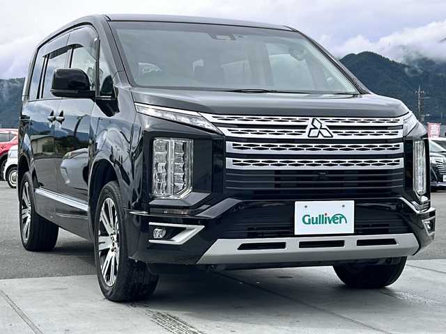 三菱 デリカＤ：５ G パワーパッケージ 山梨県 2020(令2)年 6.1万km ダイヤモンドブラックマイカ 純正10インチナビ /電動サイドステップ /電動スライドドア /衝突軽減装置/全周囲カメラ /フルセグ /ＥＴＣ /電動リヤゲート/ レーダークルーズコントロール/シートヒーター /パドルシフト/パワーシート