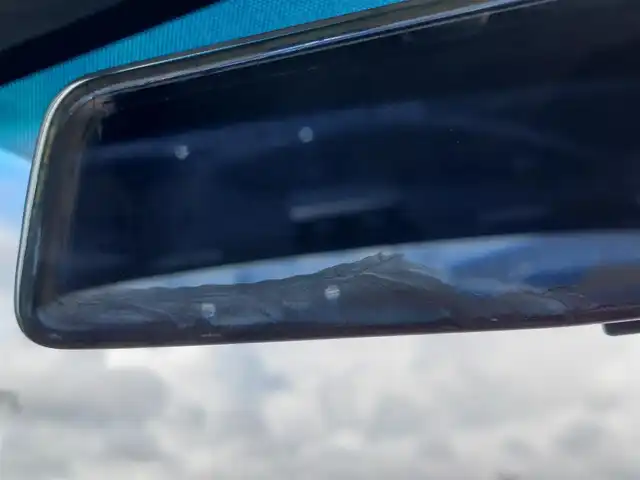 トヨタ ８６ GT 東京都 2012(平24)年 7.1万km サテンホワイトパール 社外ナビ/フルセグ/ETC/TEINダウンサス/パドルシフト/スマートキー/オートライト/純正17インチAW