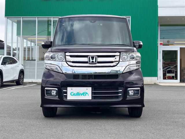 ホンダ Ｎ ＢＯＸ カスタム G ターボ Lパッケージ 静岡県 2015(平27)年 6万km プレミアムベルベットパープル・パール エンジンスタートボタン/保証書/取扱説明書/記録簿/パワーステアリング/パワーウィンドウ/パドルシフト/アイドリングストップ/ターボ/スマートキー/オートエアコン/スペアキー/クルーズコントロール/メモリナビ（CD/DVD/BT/ワンセグ）/ETC/バックカメラ/ドライブレコーダー/ベンチシート/純正フロアマット/ハーフレザーシート/両側パワースライドドア/RAYS16インチアルミホイール/ABS/横滑り防止装置/LEDヘッドライト/オートライト/社外LEDテールライト（純正車載）/Wプラスサイドエアバック/衝突軽減システム/カーテンエアバック