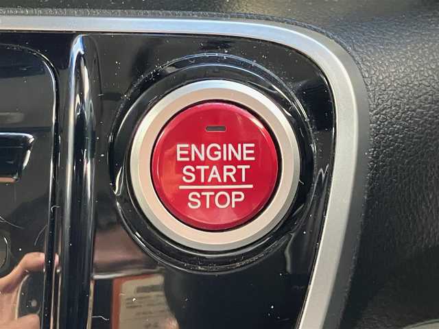 ホンダ Ｎ ＢＯＸ カスタム G ターボ Lパッケージ 静岡県 2015(平27)年 6万km プレミアムベルベットパープル・パール エンジンスタートボタン/保証書/取扱説明書/記録簿/パワーステアリング/パワーウィンドウ/パドルシフト/アイドリングストップ/ターボ/スマートキー/オートエアコン/スペアキー/クルーズコントロール/メモリナビ（CD/DVD/BT/ワンセグ）/ETC/バックカメラ/ドライブレコーダー/ベンチシート/純正フロアマット/ハーフレザーシート/両側パワースライドドア/RAYS16インチアルミホイール/ABS/横滑り防止装置/LEDヘッドライト/オートライト/社外LEDテールライト（純正車載）/Wプラスサイドエアバック/衝突軽減システム/カーテンエアバック