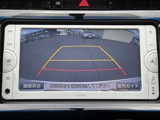 トヨタ ハリアー ハイブリッド エレガンス 道北・旭川 2014(平26)年 5万km ホワイトパールクリスタルシャイン ・４ＷＤ/・純正ナビ/ＣＤ/ＢＴ/ワンセグ/・バックモニター/・スマートキー/・ハーフレザーシート/・パワーシート/・ステアリングリモコン/・LEDヘッドライト/・LEDフォグ/・左右独立オートエアコン/・リアヒーター/・PTCヒーター/・ブラックリアスポイラー/・イルミエントリーシステム/・ドライブレコーダー/・革巻きステアリング/・革巻きシフトノブ/・純正１７インチアルミホイール/・車両接近通報装置/・新車時保証書/・ＥＴＣ