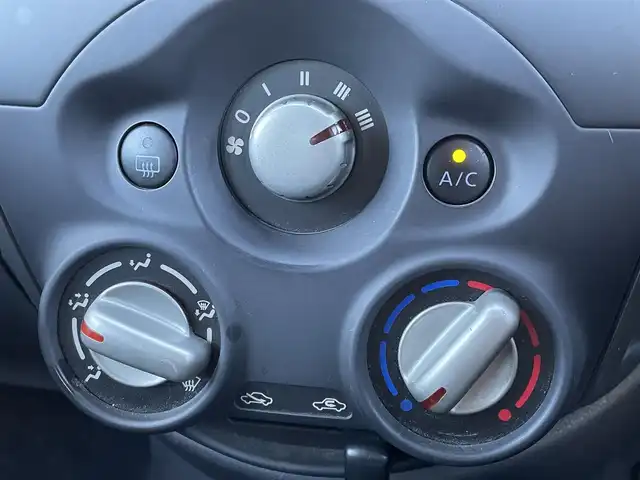 日産 マーチ 12X FOUR Vセレクション 青森県 2017(平29)年 9.7万km ピュアブラック パートタイム４WD/純正ナビ/フルセグTV/CD/BT/バックカメラ/オートライト/スマートキー/社外エンジンスターター/電動格納ミラー/パワーウインドウ/横滑り防止装置/純正フロアマット/純正ドアバイザー