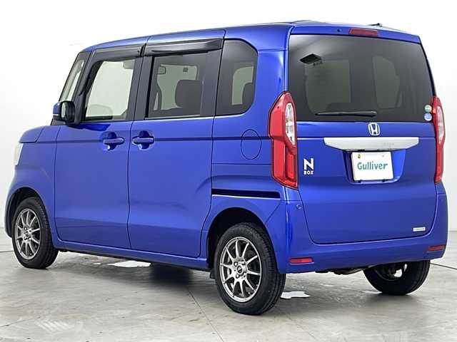 ホンダ Ｎ ＢＯＸ G ホンダセンシング 道央・札幌 2018(平30)年 2.3万km ブリリアントスポーティブルーメタリック2トーン ・4WD/・純正ナビ＆ＴＶ＆ＢＴ＆ＤＶＤ＆ＣＤ＆ＳＤ/・バックカメラ/・Ｈｏｎｄａ ＳＥＮＳＩＮＧ/・ＡＣＣ/・ワンオーナー/・寒冷地仕様/・前席シートヒーター/・ドアミラーヒーター/・ビルトインETC/・ＬＥＤヘッドライト/・オートハイビーム/・オートライト/・スマートキー（エンジンスターター一体型）/・スペアキー2本/・冬タイヤスチールホイール付積込