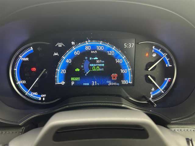 トヨタ ヴォクシー ハイブリッド S－Z 岡山県 2022(令4)年 2.9万km アティチュードブラックマイカ 純正10.5インチディスプレイオーディオ/　（ナビ/CD/DVD/BT/フルセグTV/USB端子）/後席１４インチフリップダウンモニター/トヨタセーフティセンス/快適便利パッケージHigh/１００V電源/両側パワースライドドア/パワーバックドア/ドライビングサポートパッケージ/パノラミックビューモニター/３眼LEDヘッドライト/ビルトインETC２．０/ドライブレコーダー（前後）/ヘッドアップディスプレイ/デジタルインナーミラー/シートヒーター（前席・セカンドシート）/ステアリングヒーター/ハーフレザー/アドバンストパーク＆ドライブ/安心降車アシスト/コーナーセンサー/オートライト/アダプティブヘッドライト/オートハイビーム/スマートキー/後席サンシェード/ドアバイザー