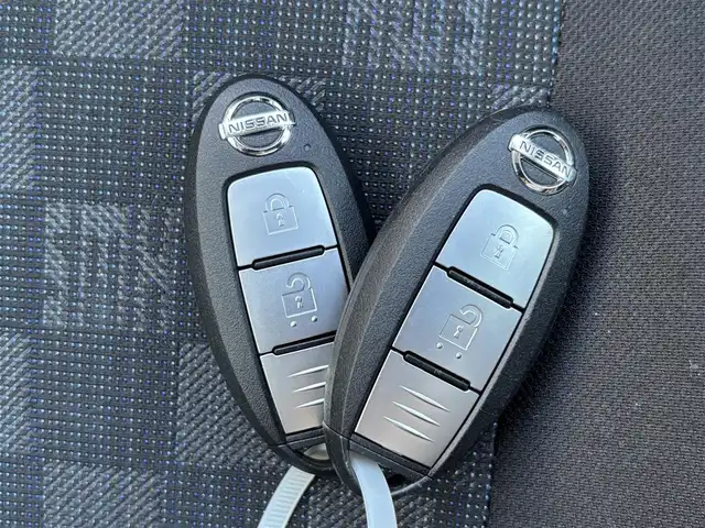 日産 デイズ ハイウェイスターX 宮城県 2021(令3)年 0.3万km チタニウムグレーメタリック 登録時走行距離2343km/純正SDナビ/ワンオーナー/エマージェンシーブレーキ/アラウンドビューモニター/コーナーセンサー/CD・DVD・Bluetooth/フルセグテレビ/プッシュスタート/スマートキー/ステアリングリモコン/アイドリングストップ/LEDライト/フォグランプ/純正フロアマット/ドアバイザー/冬タイヤあり