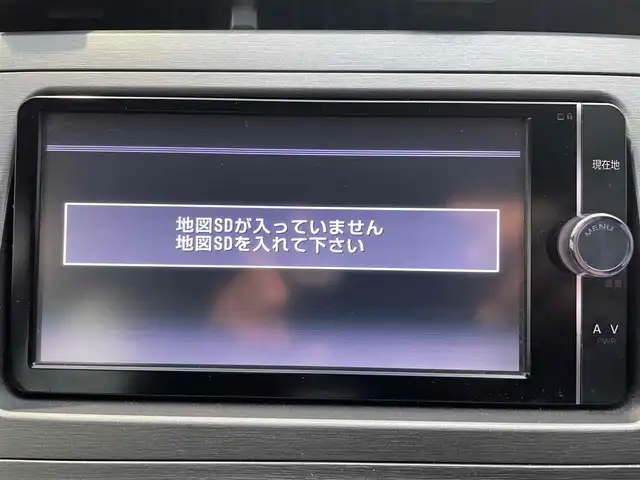 トヨタ プリウス S 千葉県 2014(平26)年 9.9万km シルバーM (株)IDOMが運営する【じしゃロン八千代店】の自社ローン対象車両になります。こちらは現金またはオートローンご利用時の価格です。自社ローンご希望の方は別途その旨お申付け下さい/純正ナビ/ETC/バックカメラ