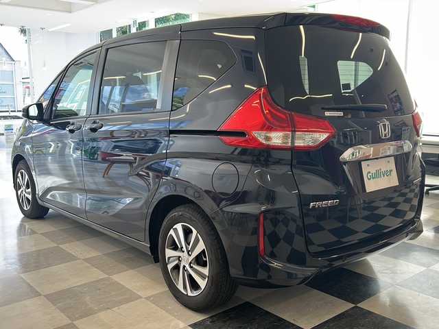 ホンダ フリード ハイブリット G ホンダセンシング 岐阜県 2021(令3)年 3.3万km ミッドナイトブルービームM 純正ナビゲーション/バックモニター/Bluetooth/テレビ/CD/DVD/両側電動スライドドア/ホンダセンシング/追従クルーズコントロール/Ｓパッケージ/純正15インチアルミホイール/ＬＥＤヘッドライト/オートライト/ハーフレザーシート/シートヒーター/ナビ連動ドライブレコーダー/プッシュスタート/スマートキー/クリアランスソナー/USBポート