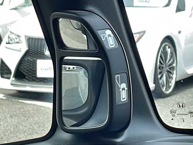 ホンダ Ｎ ＢＯＸ G Lパッケージ 徳島県 2014(平26)年 9.2万km プレミアムホワイトパール 社外7型ナビ　VXM-145VSi/（ラジオ/DISC/BT/SD/ワンセグ）/バックカメラ/両側イージークローザードア/純正14インチアルミホイール/純正フロアマット/ETC/アイドリングストップ/プッシュスタート/運転席ハイトアジャスター/ヘッドランプレベライザー/プラズマクラスター搭載オートエアコン/スマートキー/スペアキー/横滑り防止装置