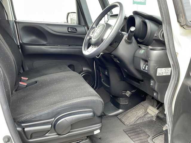 ホンダ Ｎ ＢＯＸ G Lパッケージ 徳島県 2014(平26)年 9.2万km プレミアムホワイトパール 社外7型ナビ　VXM-145VSi/（ラジオ/DISC/BT/SD/ワンセグ）/バックカメラ/両側イージークローザードア/純正14インチアルミホイール/純正フロアマット/ETC/アイドリングストップ/プッシュスタート/運転席ハイトアジャスター/ヘッドランプレベライザー/プラズマクラスター搭載オートエアコン/スマートキー/スペアキー/横滑り防止装置
