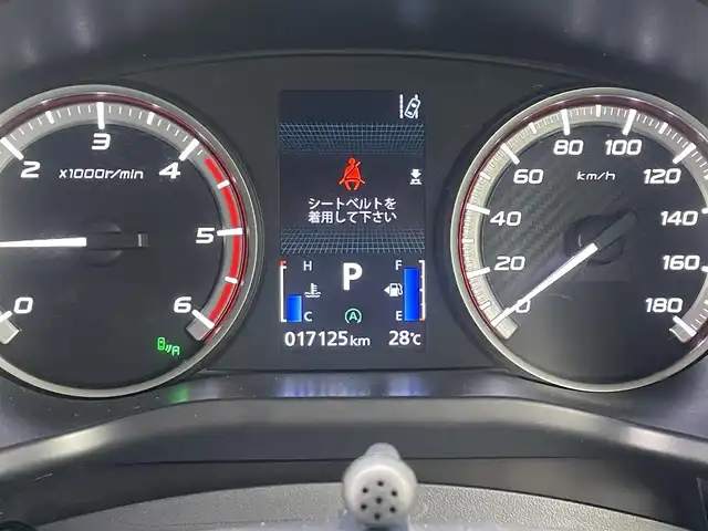 三菱 デリカＤ：５ ジャスパー 和歌山県 2023(令5)年 1.8万km グラファイトグレーメタリック/ブラックマイカ 純正10.14インチナビ/全方位カメラ/BT/CD/DVD/衝突軽減ブレーキ/レーンキープアシスト/レーダークルコン/ブラインドスポットモニター/オートライト/ETC/ドラレコ/両側パワスラ/シートヒーター/ステアリングヒーター/ステアリングリモコン/パドルシフト/パワーシート/オートホールド/純正18インチアルミ/レザー調シートカバー