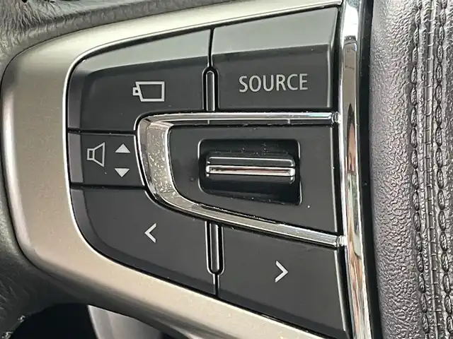 三菱 デリカＤ：５ ジャスパー 和歌山県 2023(令5)年 1.8万km グラファイトグレーメタリック/ブラックマイカ 純正10.14インチナビ/全方位カメラ/BT/CD/DVD/衝突軽減ブレーキ/レーンキープアシスト/レーダークルコン/ブラインドスポットモニター/オートライト/ETC/ドラレコ/両側パワスラ/シートヒーター/ステアリングヒーター/ステアリングリモコン/パドルシフト/パワーシート/オートホールド/純正18インチアルミ/レザー調シートカバー