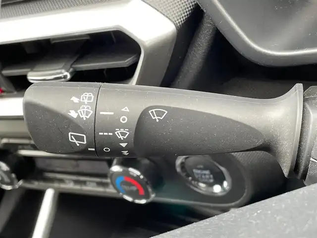 トヨタ ライズ Z 青森県 2022(令4)年 3.5万km ナチュラルベージュマイカM /４WD/IC付ターボ/寒冷地仕様車/カロッツェリアSDナビ/　（フルセグTV/DVD/Bｔ）/バックカメラ/プリクラッシュセーフティ/ACC/トラクションコントロール/ブレーキアシスト/アイドリングストップ/横滑り防止機能/BSM/LEDオートライト・フォグ/純正ドアバイザー/純正フロアマット/ビルトインETC/前席シートヒーター/革巻きステア・ノブ/オーディオ・ステアスイッチ/前後バンパーソナー/ドラレコ/リア7面プライバシーガラス/W/サイド/カーテンエアバッグ/ABS/スマートキーｘ２/保証書・取説