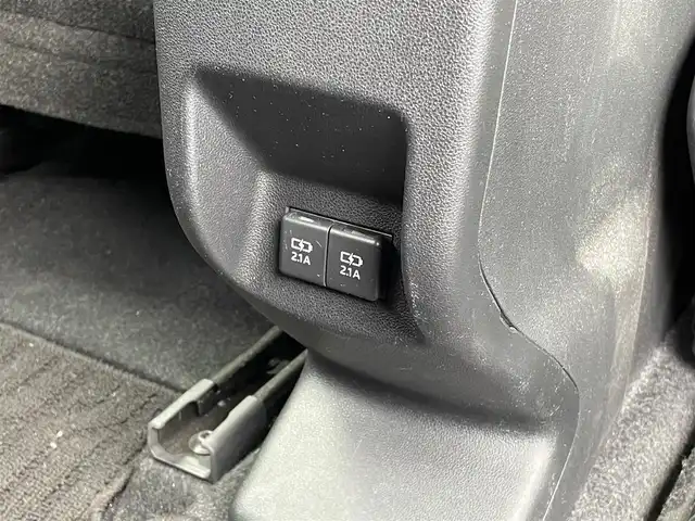 トヨタ ライズ Z 青森県 2022(令4)年 3.5万km ナチュラルベージュマイカM /４WD/IC付ターボ/寒冷地仕様車/カロッツェリアSDナビ/　（フルセグTV/DVD/Bｔ）/バックカメラ/プリクラッシュセーフティ/ACC/トラクションコントロール/ブレーキアシスト/アイドリングストップ/横滑り防止機能/BSM/LEDオートライト・フォグ/純正ドアバイザー/純正フロアマット/ビルトインETC/前席シートヒーター/革巻きステア・ノブ/オーディオ・ステアスイッチ/前後バンパーソナー/ドラレコ/リア7面プライバシーガラス/W/サイド/カーテンエアバッグ/ABS/スマートキーｘ２/保証書・取説
