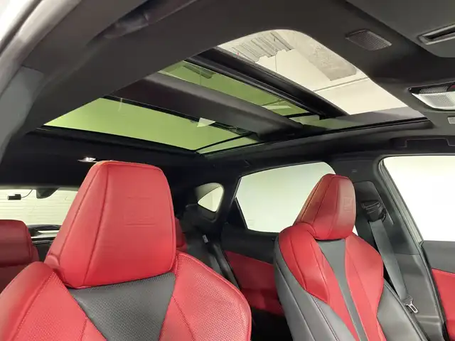 レクサス ＮＸ 350h Fスポーツ 神奈川県 2023(令5)年 1.6万km ホワイトノーヴァガラスフレーク ツインムーンルーフ/パノラミックビューモニター/三眼LEDヘッドライト/純正14インチディスプレイオーディオ/ナビ　フルセグ Bluetooth　CD　DVD　USB　MiraCast　apple car play　android auto/レクサスセーフティーシステム＋/プリクラッシュセーフティ (PCS)/交差点衝突回避支/緊急時操舵支援/プロアクティブドライビングアシスト (PDA)/発進遅れ告知機能 (TMN) /運転支援/レーダークルーズコントロール（全車速追従機能付）/レーントレーシングアシスト (LTA)/レーンチェンジアシスト (LCA)/ロードサインアシスト (RSA) /アダプティブハイビームシステム (AHS)/オートマチックハイビーム (AHB) /パーキングサポートブレーキ (PKSB) /ドライバー異常時対応システム /レクサスチームメイト/パーキングアシスト/アドバンストパーク/パワーシート（D＋N席）/シートヒーター（全席）/ベンチレーション（D＋N席）/デジタルインナーミラー/ビルトインETＣ2.0/社外前後ドライブレコーダー/ブラインドスポットモニター/純正20インチアルミホイール