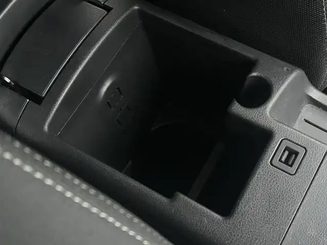 日産 デュアリス 20G FOUR 岩手県 2013(平25)年 3.8万km ブリリアントシルバー パノラマルーフ パートタイム4WD 純正ナビ バックカメラ フルセグTV ETC オートHIDヘッドライト フォグランプ 純正17インチAW スマートキー ドアバイザー 純正フロアマット 横滑り防止装置 電動格納ドアミラー