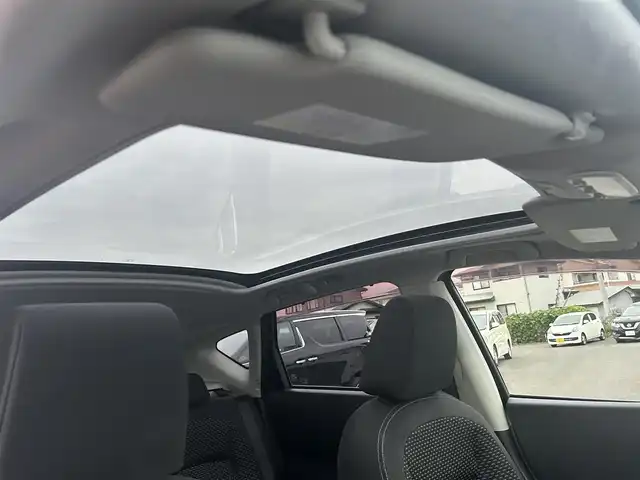 日産 デュアリス 20G FOUR 岩手県 2013(平25)年 3.8万km ブリリアントシルバー パノラマルーフ パートタイム4WD 純正ナビ バックカメラ フルセグTV ETC オートHIDヘッドライト フォグランプ 純正17インチAW スマートキー ドアバイザー 純正フロアマット 横滑り防止装置 電動格納ドアミラー