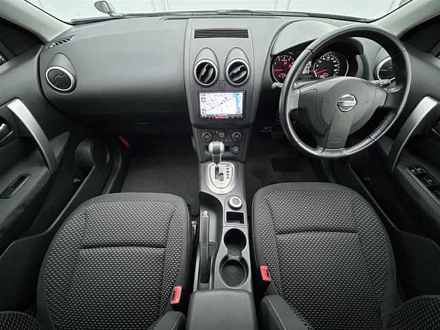 日産 デュアリス 20G FOUR 岩手県 2013(平25)年 3.8万km ブリリアントシルバー パノラマルーフ パートタイム4WD 純正ナビ バックカメラ フルセグTV ETC オートHIDヘッドライト フォグランプ 純正17インチAW スマートキー ドアバイザー 純正フロアマット 横滑り防止装置 電動格納ドアミラー