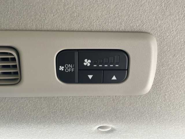 ホンダ フリード ハイブリット e:HEV クロスター 三重県 2025(令7)年 0.1千km 黒 純正９インチコネクトナビ/アップルカープレイ/ＢＳＭ/両側パワースライドドア/バックカメラ/前席シートヒーター/追従クルーズコントロール/コーナーセンサー/ＵＳＢ給電/ＬＥＤ/ハーフレザーシート/ステアリングリモコン/禁煙車