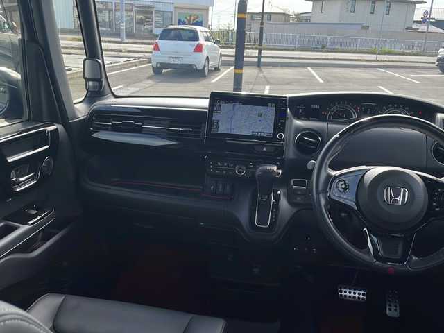 ホンダ Ｎ ＢＯＸ カスタム L ターボ 茨城県 2022(令4)年 3.5万km クリスタルブラックパール 純正SDナビ(Bluetooth/バックカメラ/フルセグTV/CD/DVD)/ETC/ドライブレコーダー前後/両側パワースライドドア/アダプティブクルーズコントロール/LEDオートライト/横滑り防止装置/コーナーセンサー/レーンキープアシスト/衝突被害軽減システム/サイドエアバッグ/カーテンエアバッグ/アイドリングストップ/スマートキー/冷房AAC/USB入力端子/ベンチシート/社外フロアマット/ハーフレザーシート/15インチ純正アルミホイール