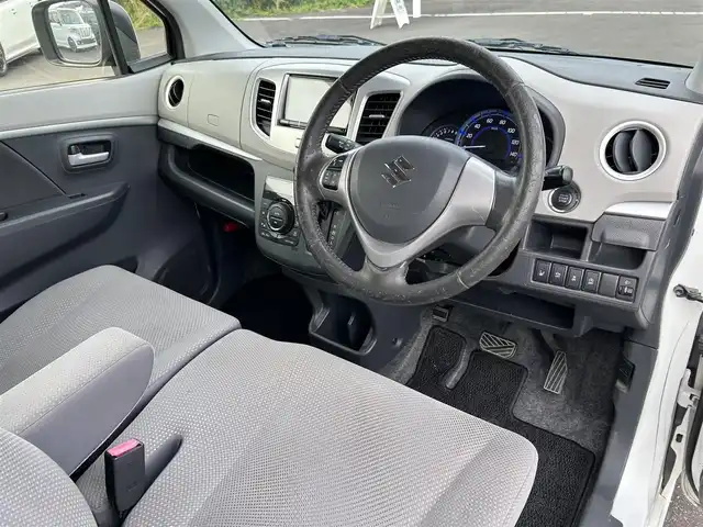 スズキ ワゴンＲ FZ 鹿児島県 2016(平28)年 4.1万km クリスタルホワイトP 社外ナビ/　　BT/フルセグ/バックカメラ/シートヒーター/純正14インチアルミホイール/アイドリングストップ/ステアリングスイッチ/ドライブレコーダー/スマートキー/ETC